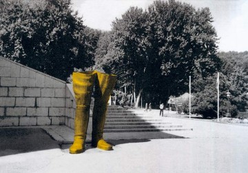 The legs of Mohammad Reza Shah, 2006, Digital print on photorag paper, 30 x 43 cm, edition of 5