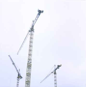 Building Living Leaving (Cranes), 1999-1996, Lambda print, 120 x 120 cm, edition 3 + 1AP