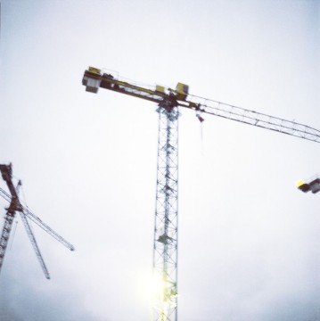 Building Living Leaving (Cranes), 1999-1996, Lambda print, 120 x 120 cm, edition 3 + 1AP