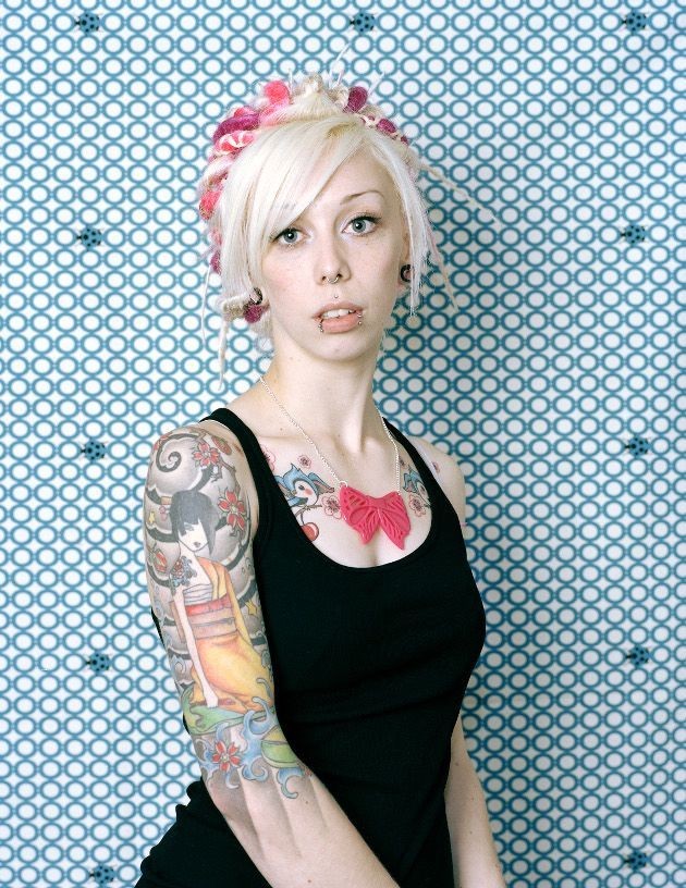 Natasha, 22, Graphic Designer, 2007, ultrachrome archival photograph, 55,9 x 44,5 cm, edition of 5 + 2 AP