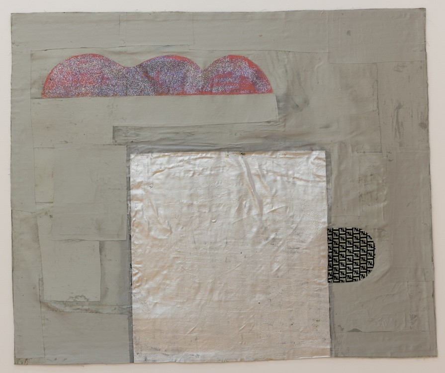 Glitter Vloud, Silver Block, Fendi Nose, 2023, Oil, glitter, spray paint on textile, 118 x 140 cm