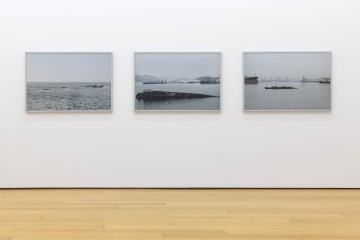 installation view Christina Dimitriadis Horizon Wanderers